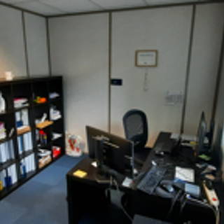 Bureau privé 24 m² 2 postes Location bureau Rue des Pins Grenoble 38100 - photo 5